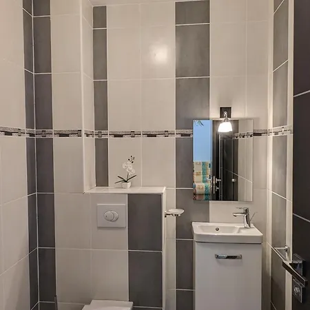Gite Charmant Pour 6 Avec Terrasse, Jardin Et Wifi, Proche De Bar-le-duc Et Nancy - Fr-1-585-98 Longeaux
