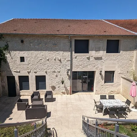 Gite Charmant Pour 6 Avec Terrasse, Jardin Et Wifi, Proche De Bar-le-duc Et Nancy - Fr-1-585-98 * Longeaux